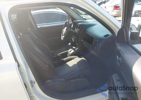 2015 Jeep Patriot Sport z USA, uszkodzony, nr VIN 1C4NJRBB2FD197440